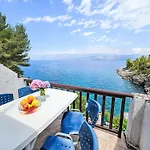 Apartment Octopus-4 By Interhome